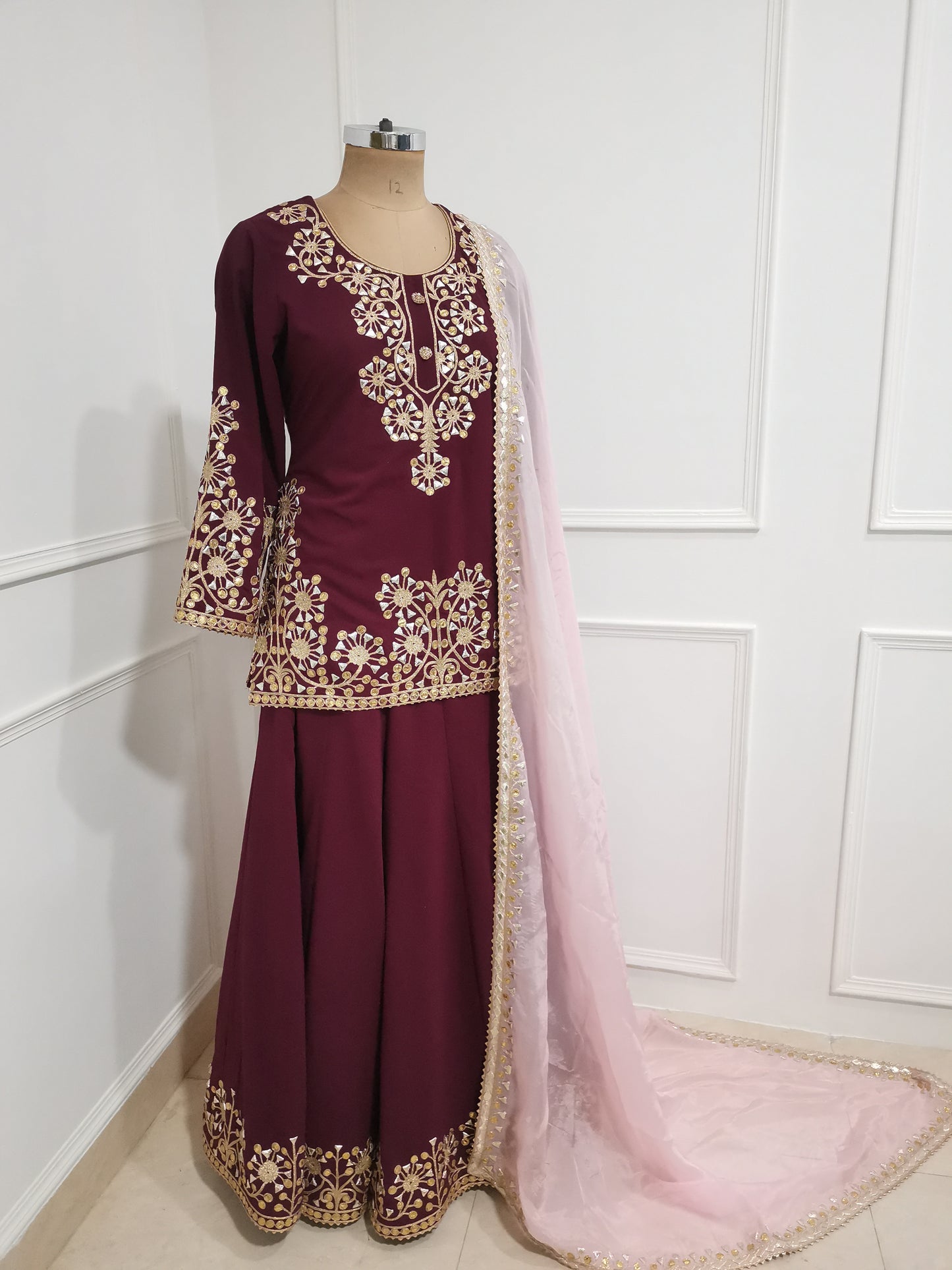 Gota Patti Suit