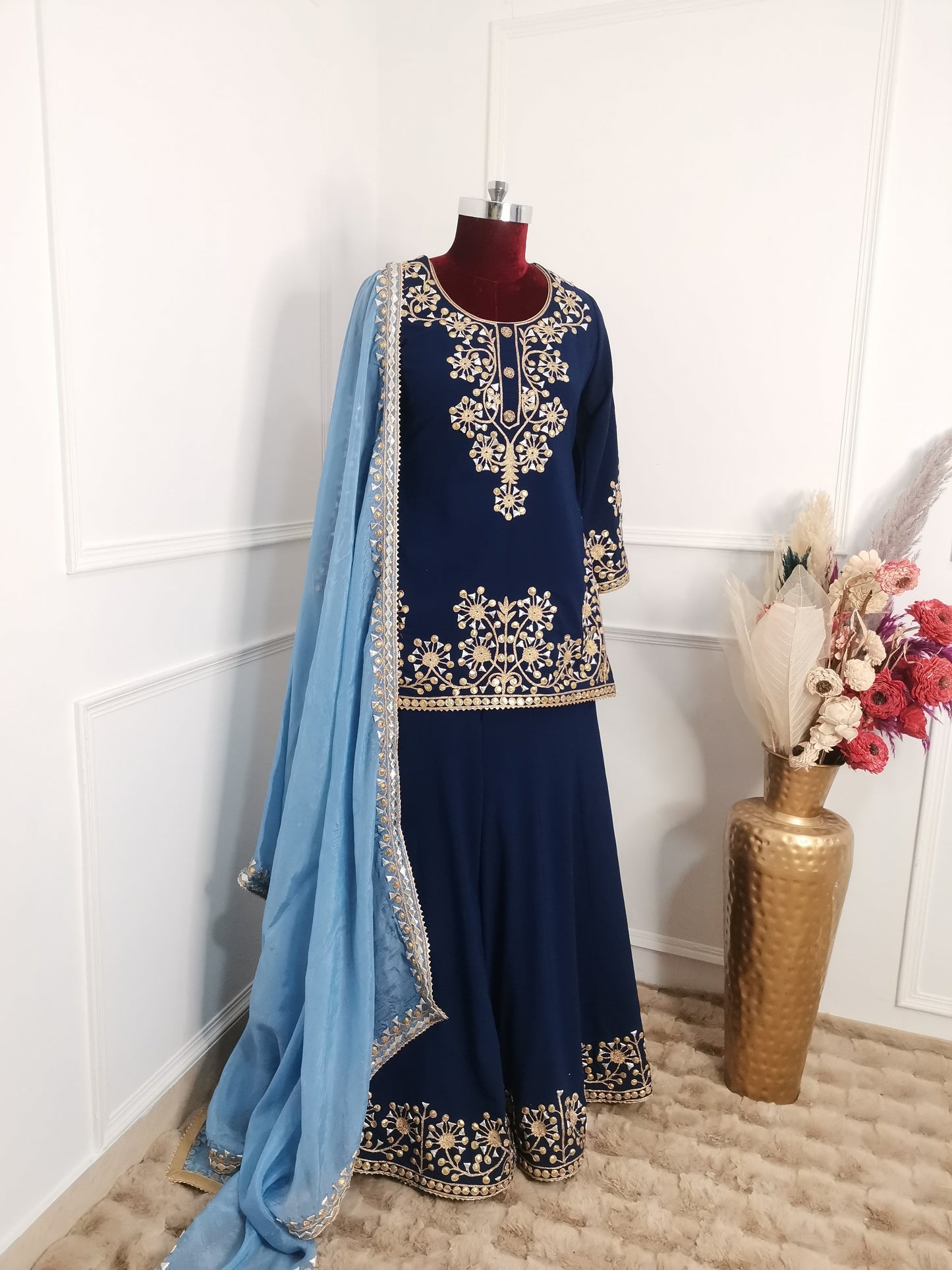 Gota Patti Suit