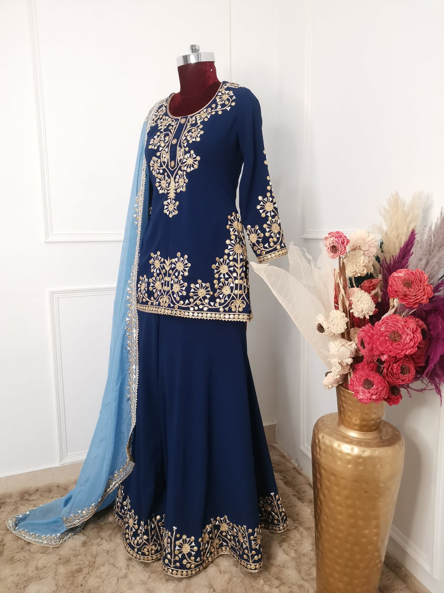 Gota Patti Suit