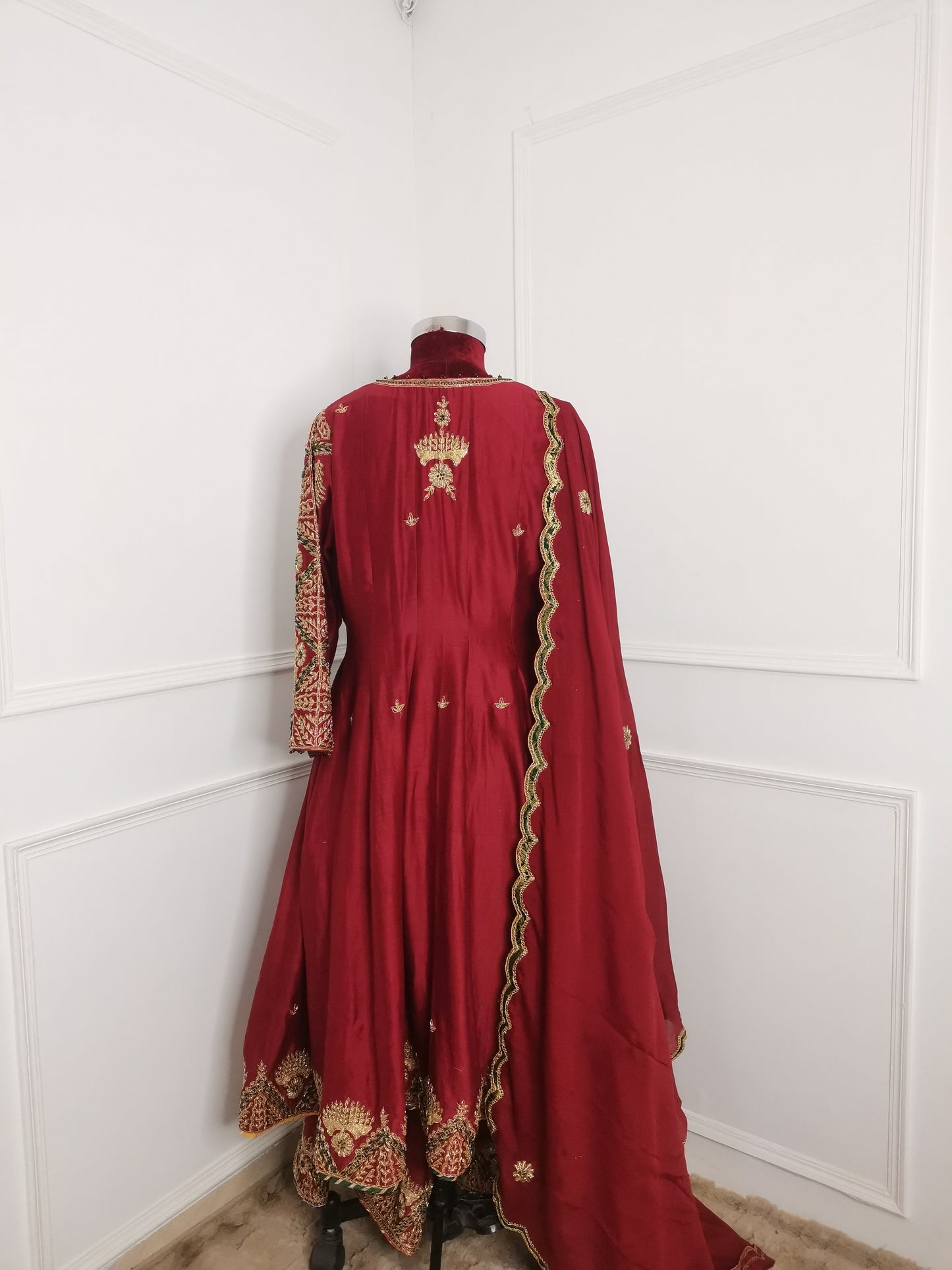 Red Heavy Handwork Suit
